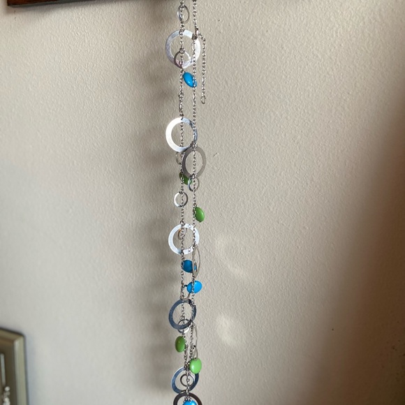SILVERTONE NECKLACE with hanging circles, along w/turquoise and green beads. - Picture 3 of 3